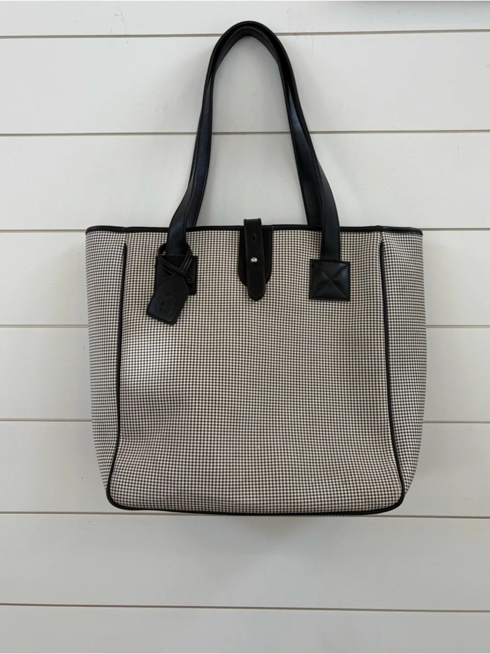 Hillard & Hanson Black Tote with Purple Label